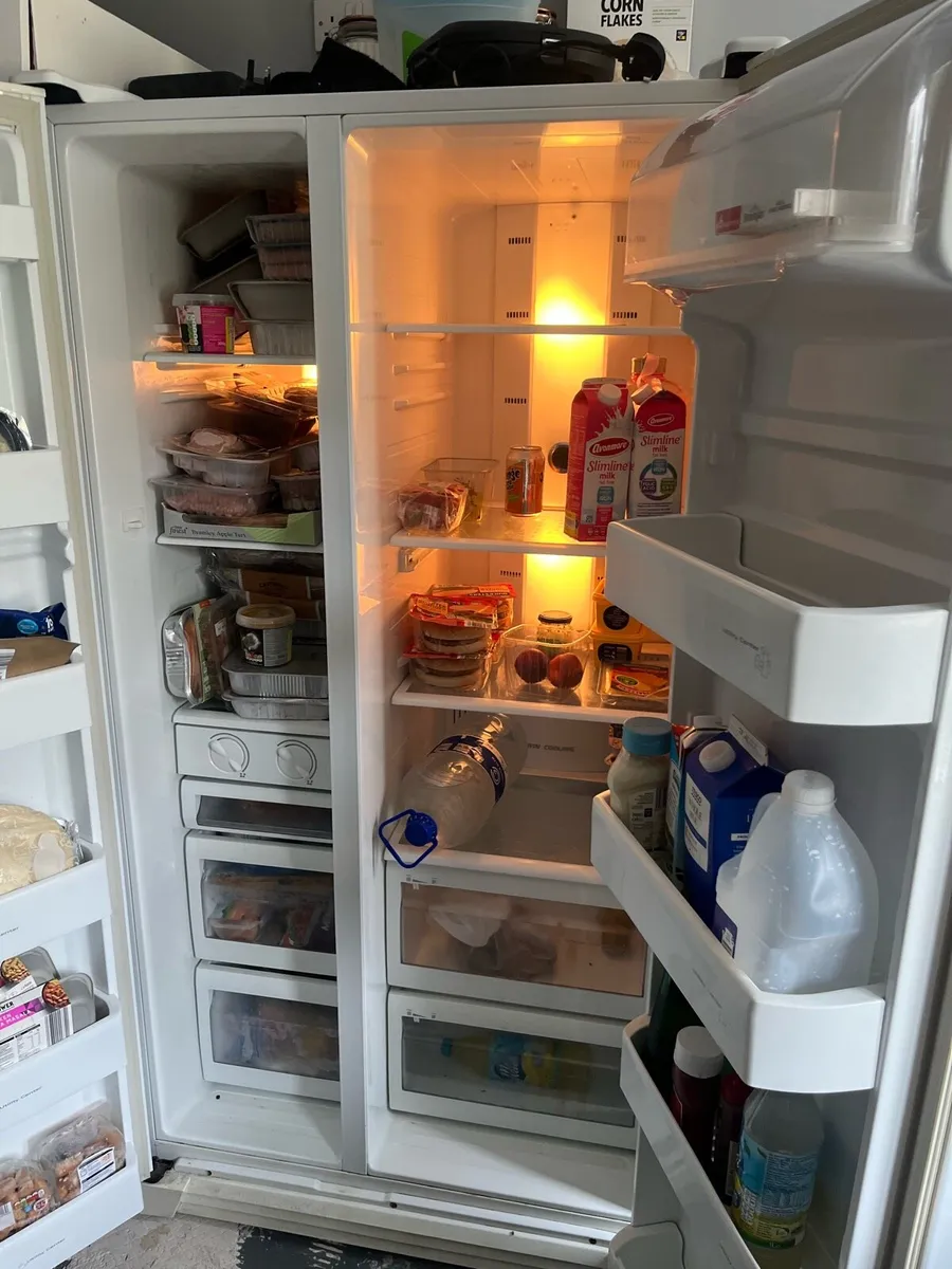 Fridge - Image 4