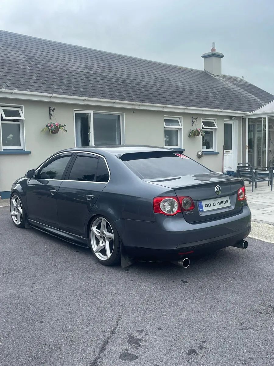 Mk5 Jetta - Image 2