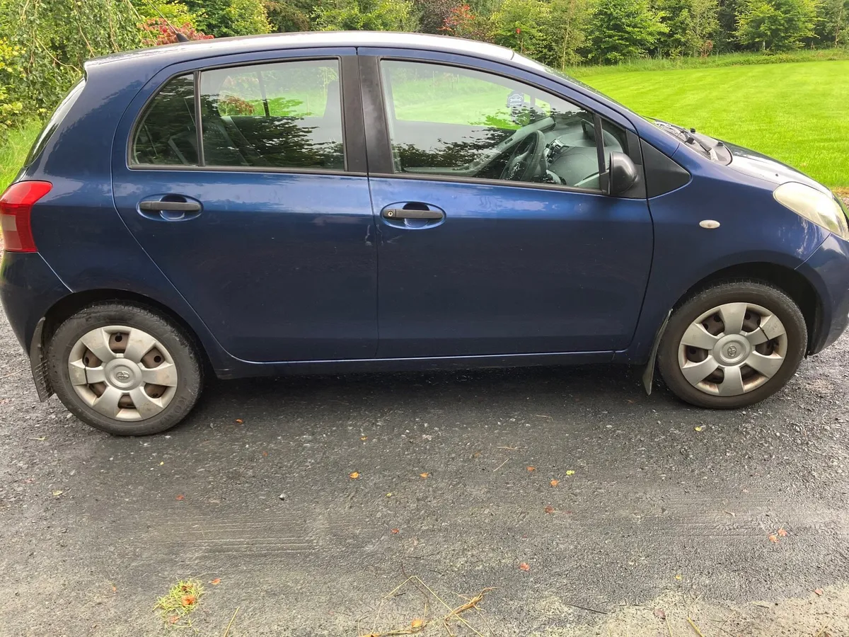 Toyota Yaris 2008 - Image 4