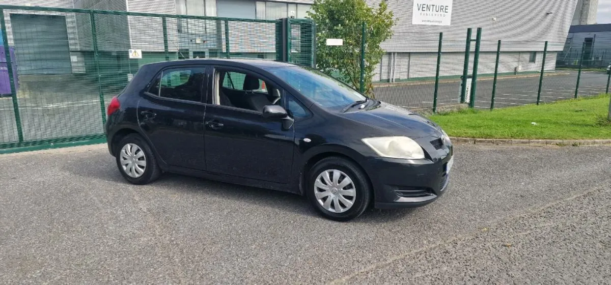 Toyota Auris Nct+ tax - Image 1