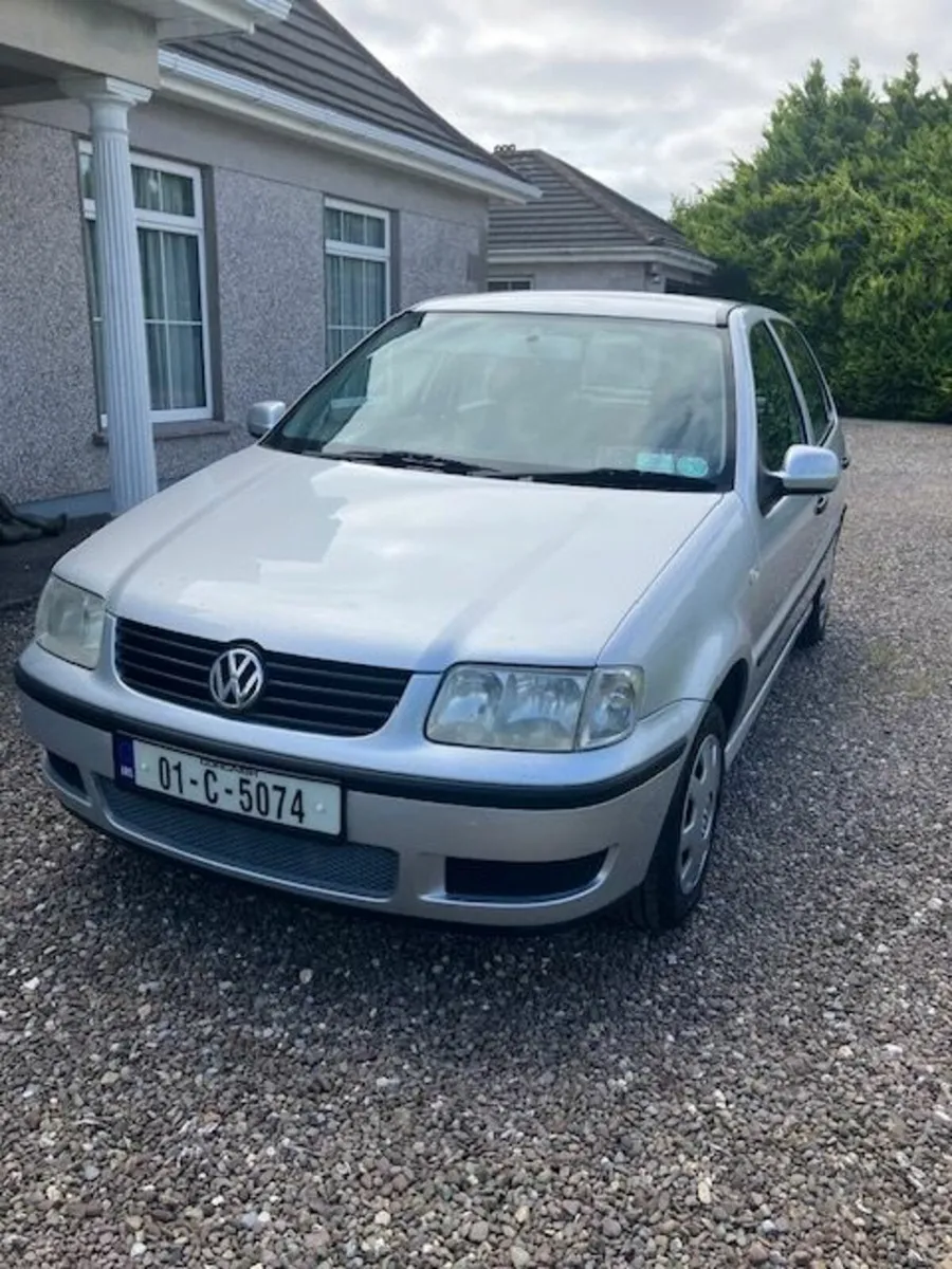 Volkswagen Polo 2001 - Image 2