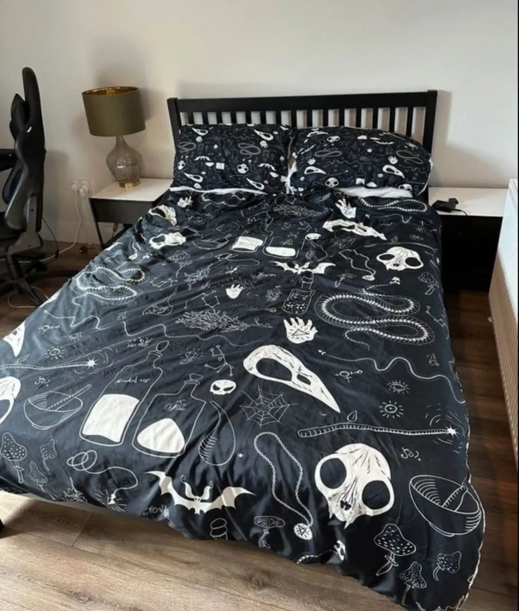 Double bedframe - Image 1
