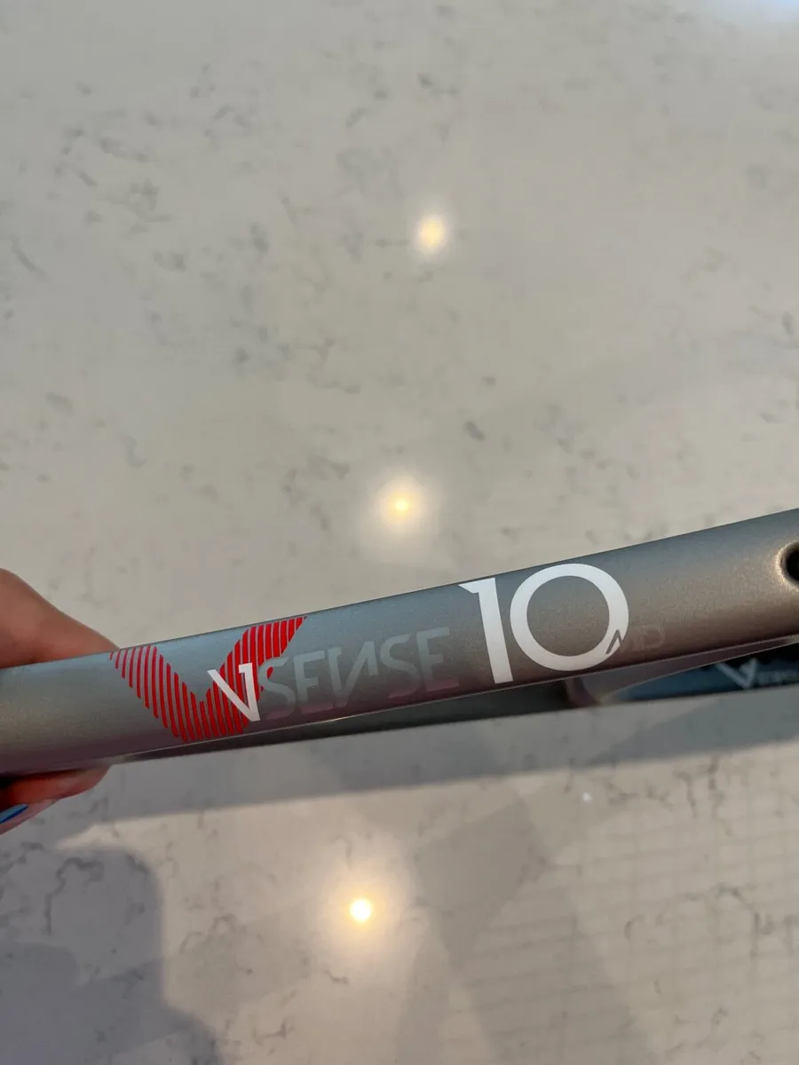 Tennis racket - Image 3
