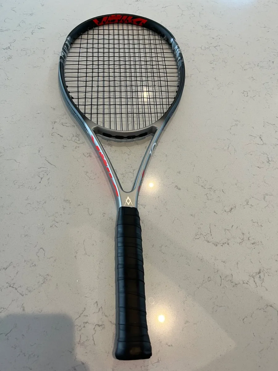 Tennis racket - Image 4