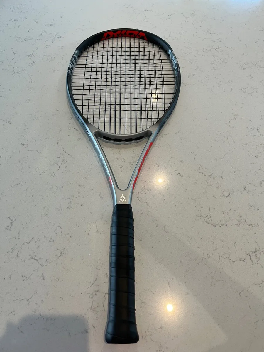 Tennis racket - Image 1