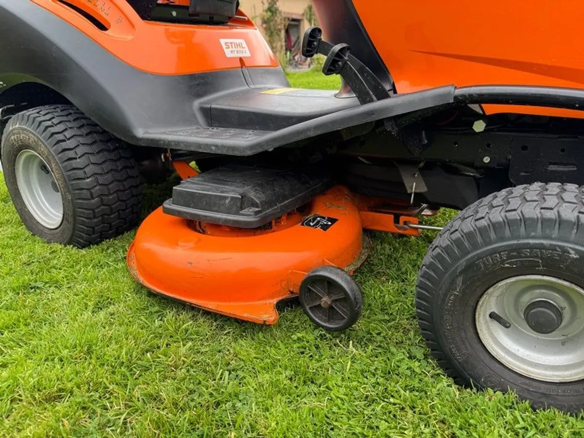 STIHL Ride on Mower 23hp 43" - Image 3