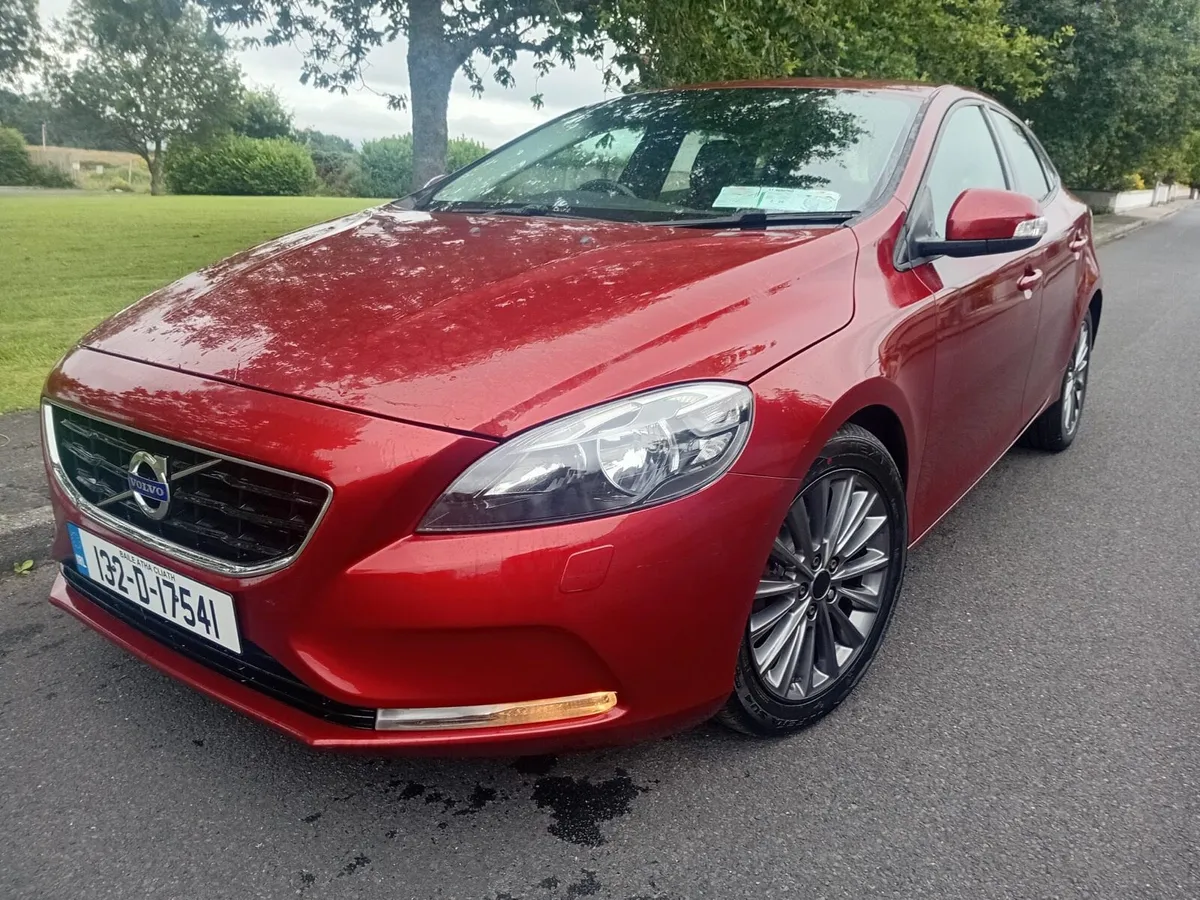 ⭐️2013 Volvo V40 D2 1.6 Diesel NCT And Tax⭐️ - Image 4