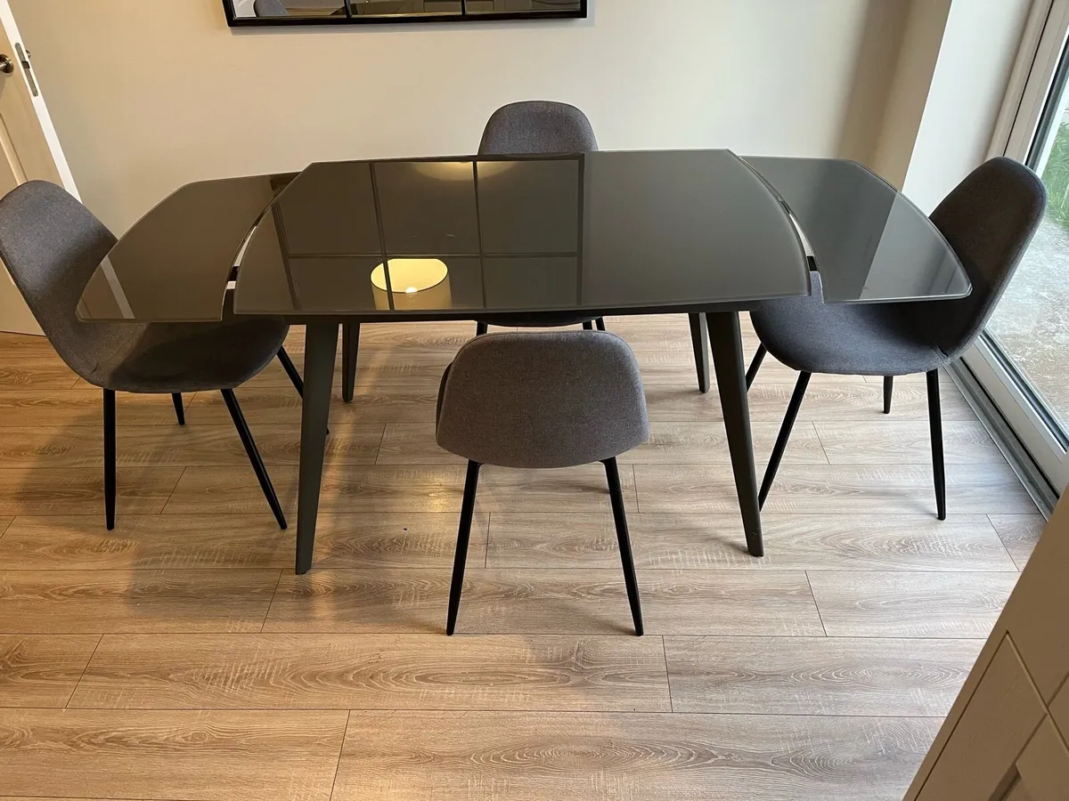 Dining table with 4 chairs - Image 3