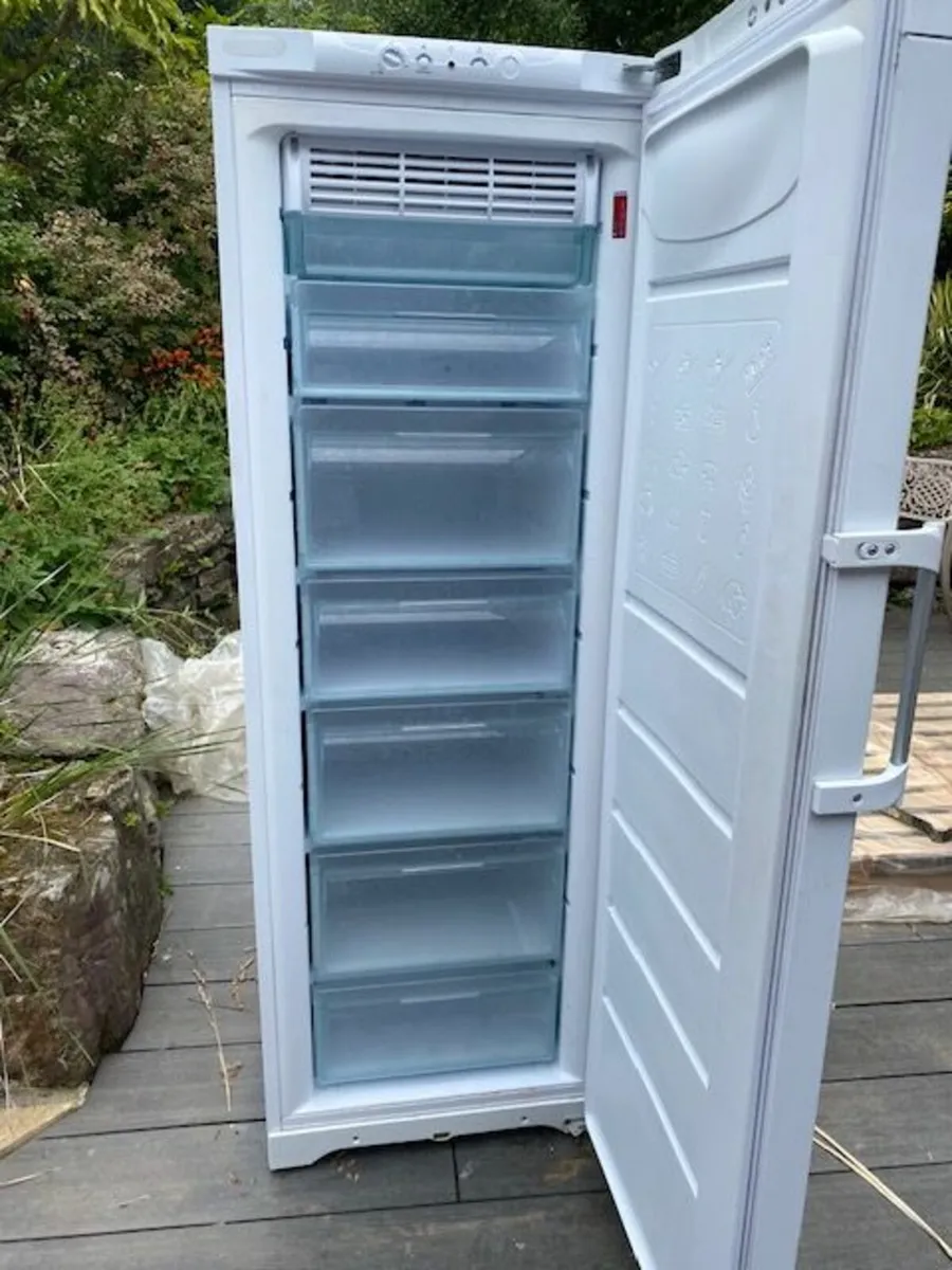 Freezer - Image 1