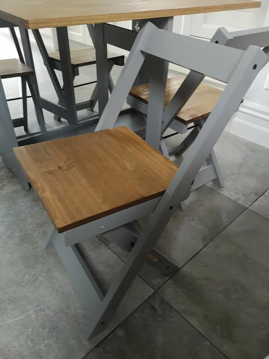 Foldaway Extending Dining table & 4 chairs - Image 4