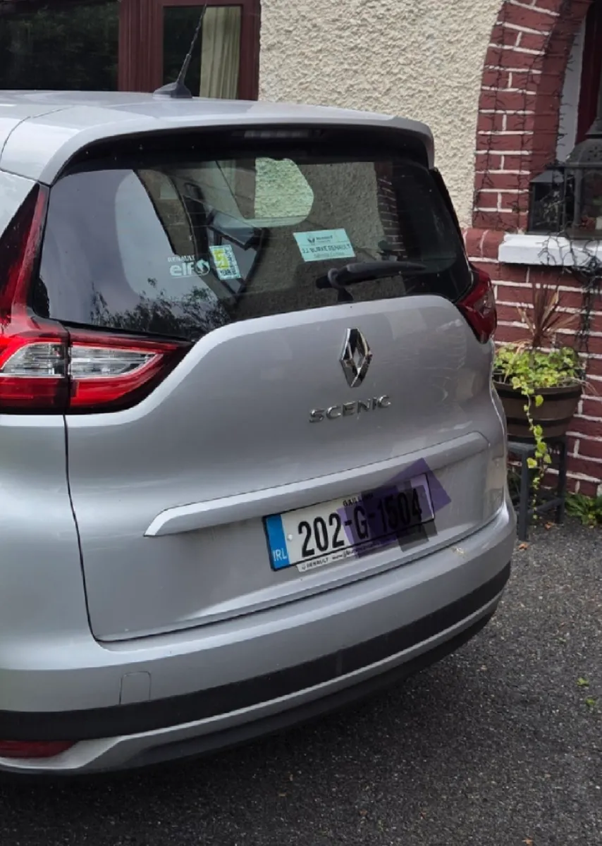 7 seater Renault grand Scenic Blue dci - Image 2
