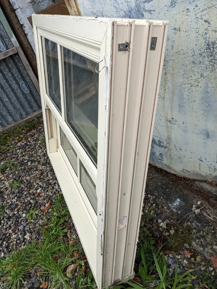 Sash window - Image 2