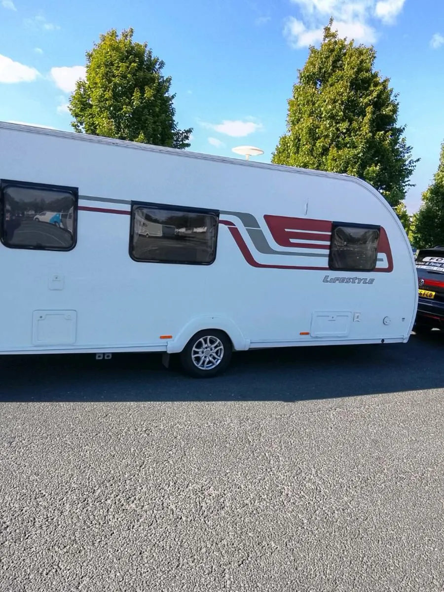 2016 swift lifestyle 6 berth family caravan - Image 3