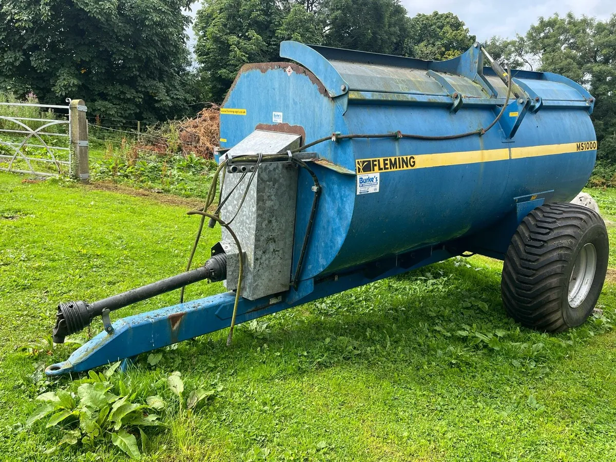 2010 MS1000 Fleming Muck Spreader - Image 2