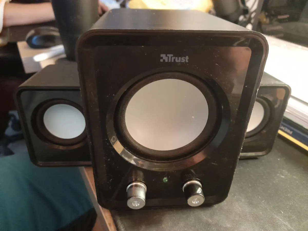 USB Trust Ziva 2.1 PC Speakers with Subwoofer - Image 1