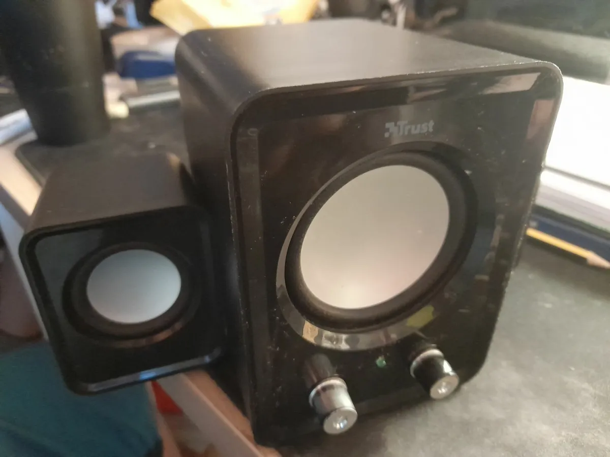 USB Trust Ziva 2.1 PC Speakers with Subwoofer - Image 2