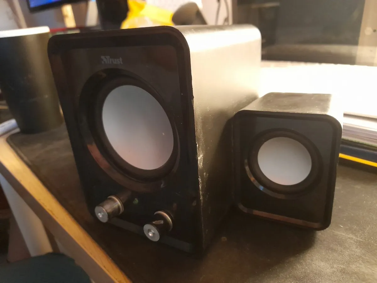 USB Trust Ziva 2.1 PC Speakers with Subwoofer - Image 3