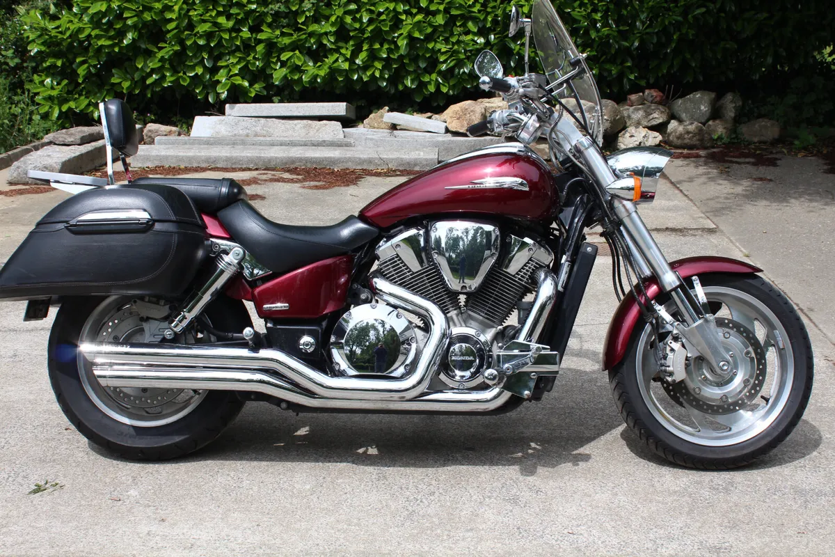 2006 Honda VTX 1800 - Image 1