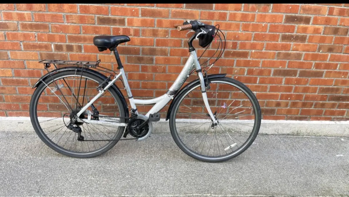 Apollo City hybrid bike - Image 2
