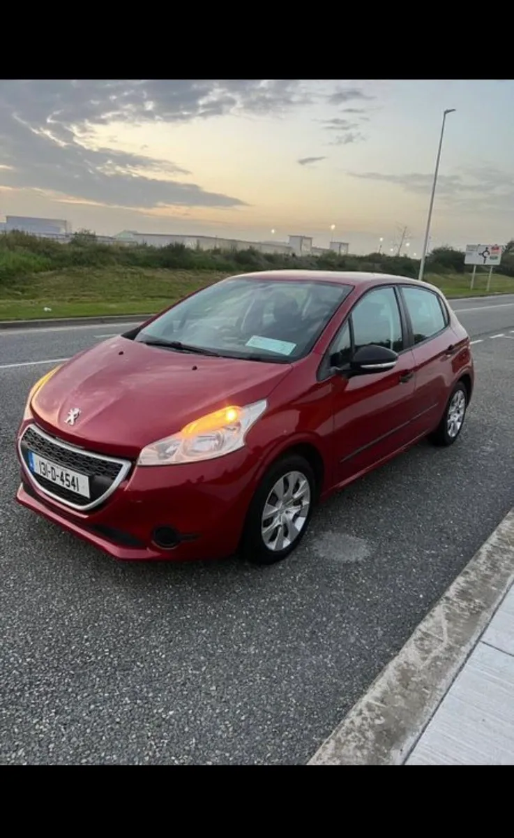 2013 Peugeot 208 1.2L petrol Manual - Image 1