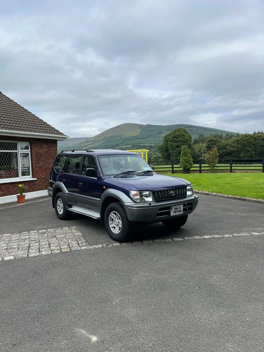 Land Cruiser Colorado GX - Image 1