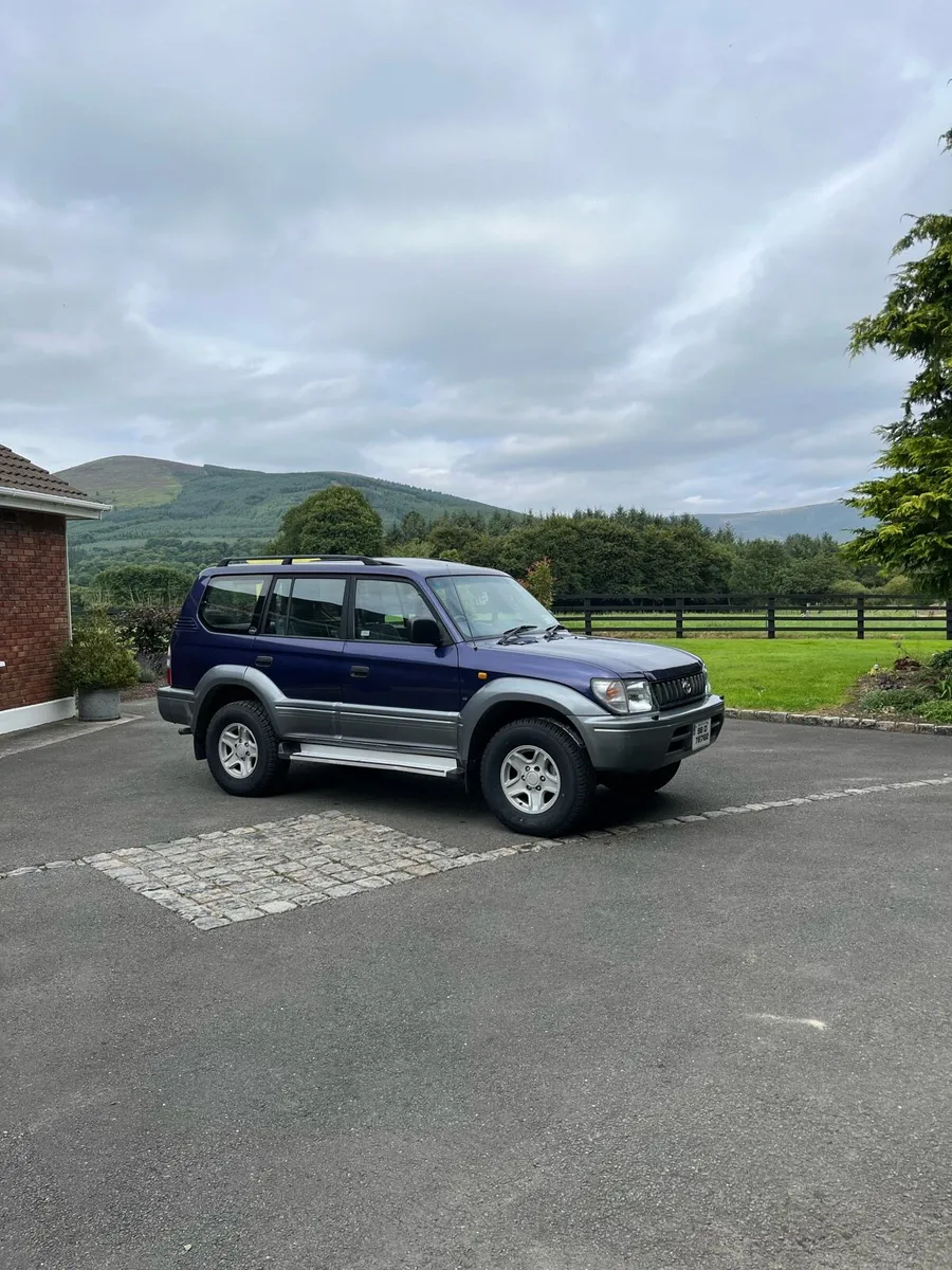 Land Cruiser Colorado GX - Image 2
