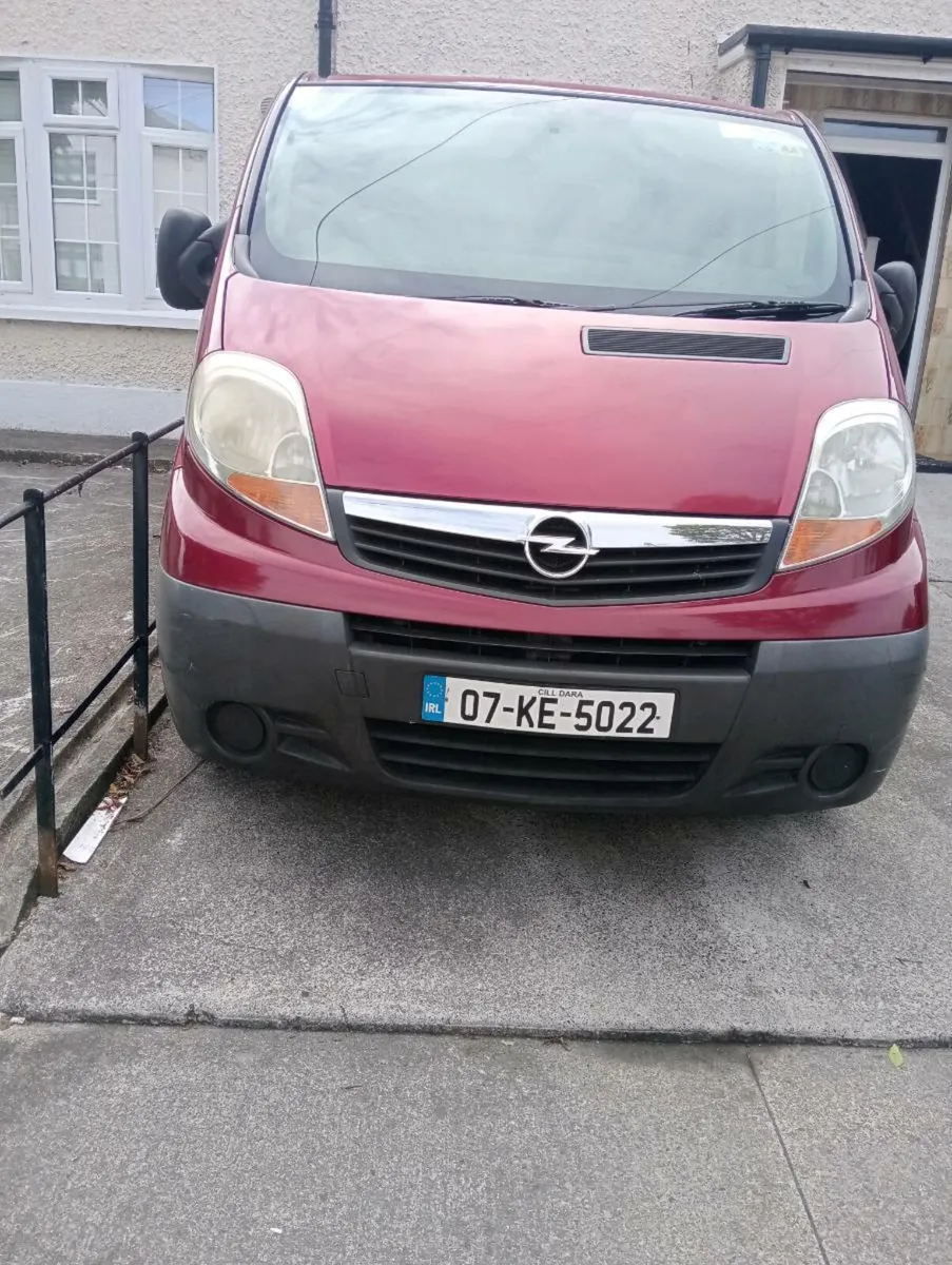 Opel vivaro van - Image 1