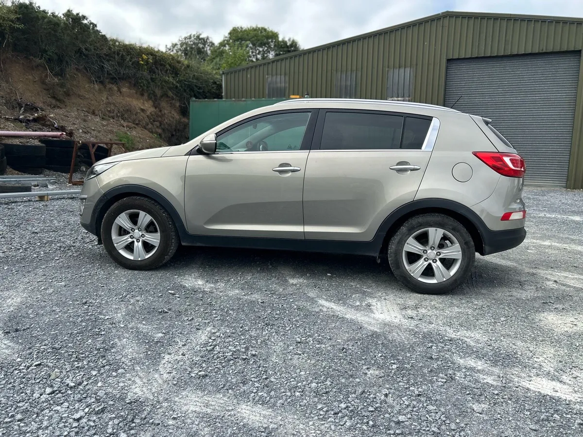 2013 Kia sportage 1.7 Diesel - Image 4