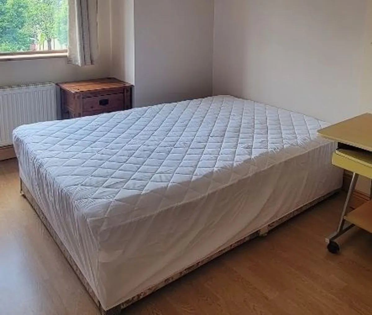 Double bed - Image 3
