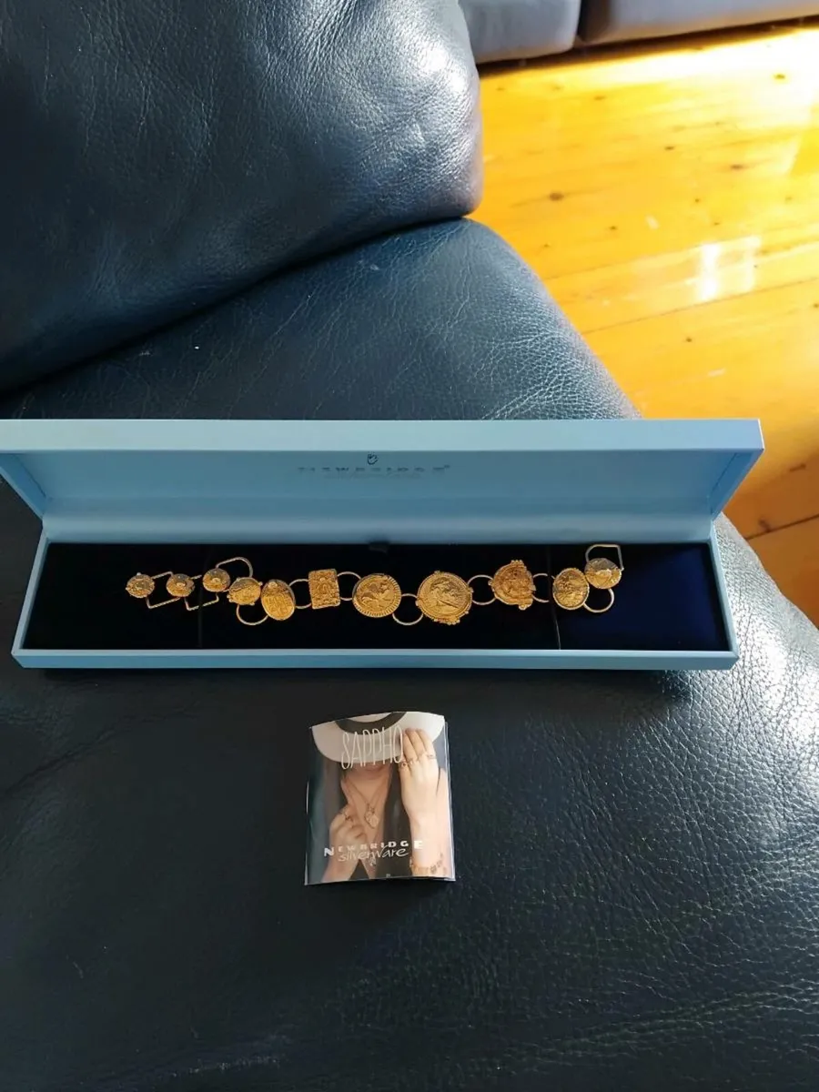 Newbridge mixed coin bracelet - Image 1