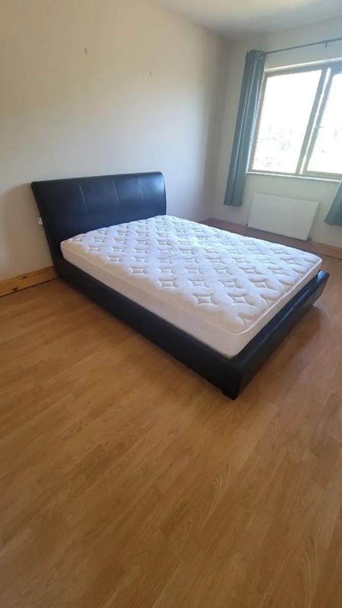 Sleigh bed - Image 4