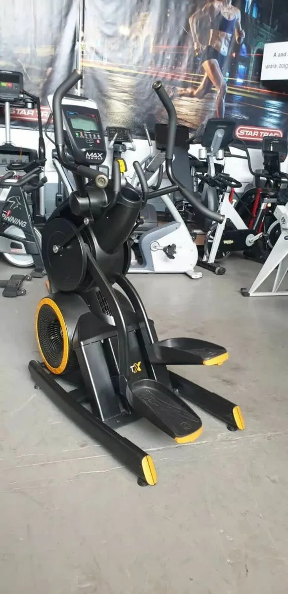 Octane fitness Max Trainer with Console - Image 1