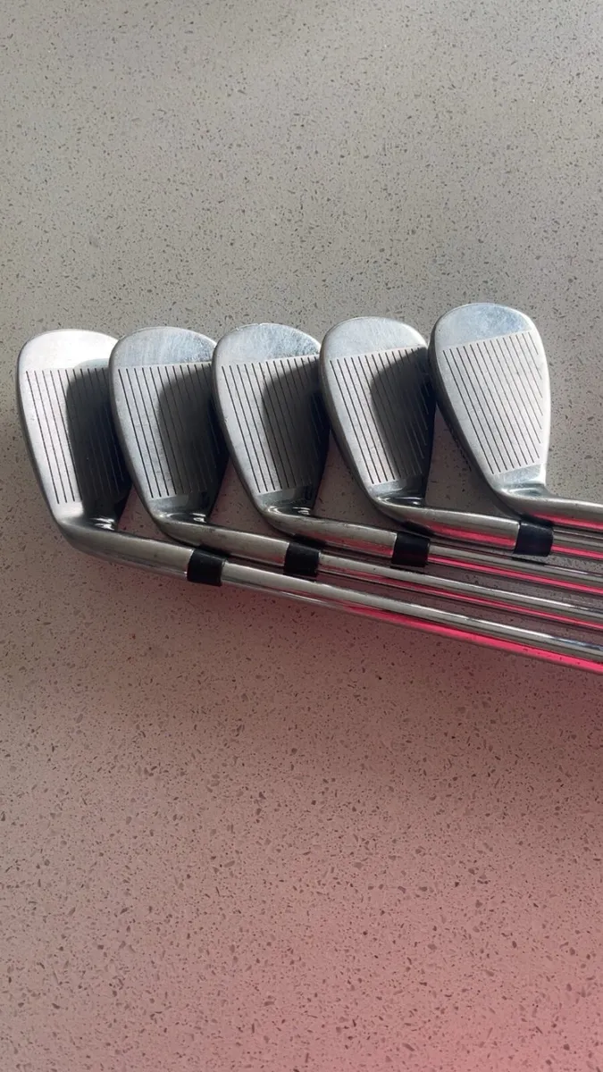 Golf irons - Image 2