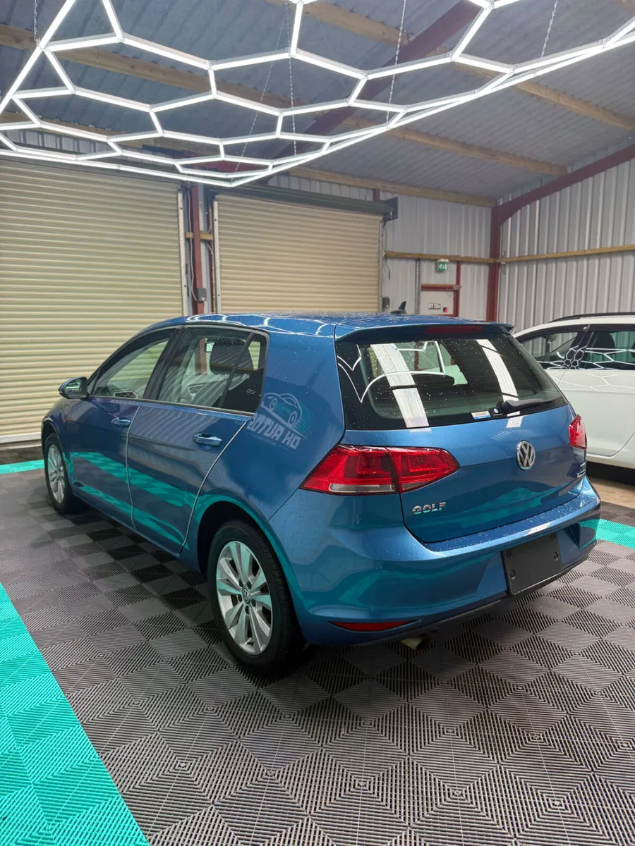 Volkswagen Golf 2016 - Automatic - Image 4