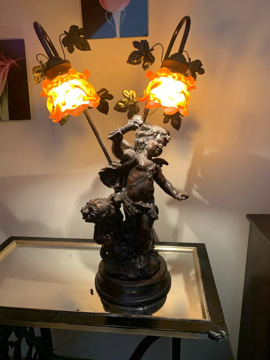 Antique lamp - Image 1