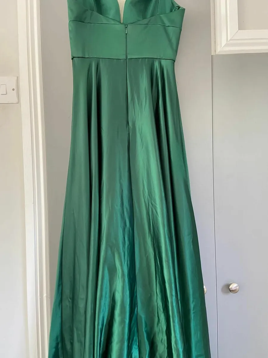 Simply Divine Debs Dress / ball gown - Image 3