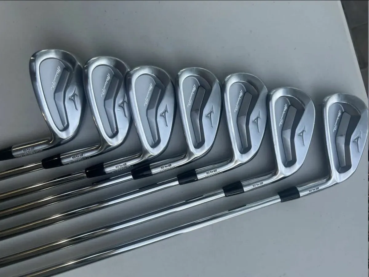 Mizuno Pro 243 4iron - PW, Project X 6.5 Shafts - Image 2