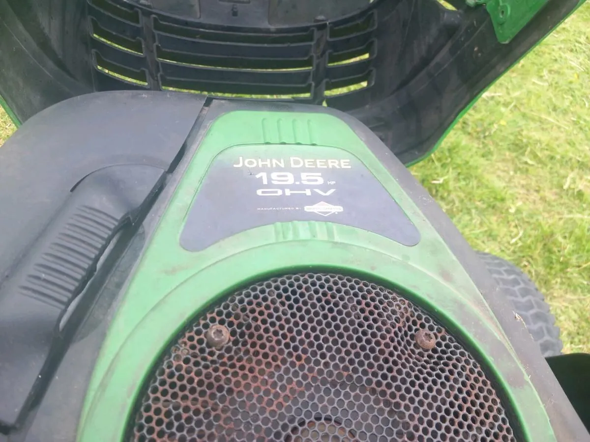 Ride on lawnmower - Image 4