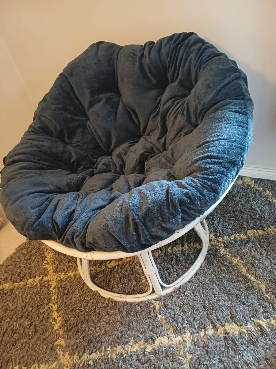 Egg chair - Image 1