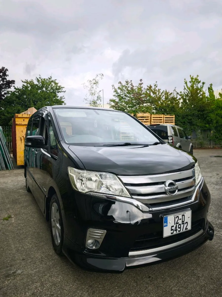 Nissan serena highway star - Image 1