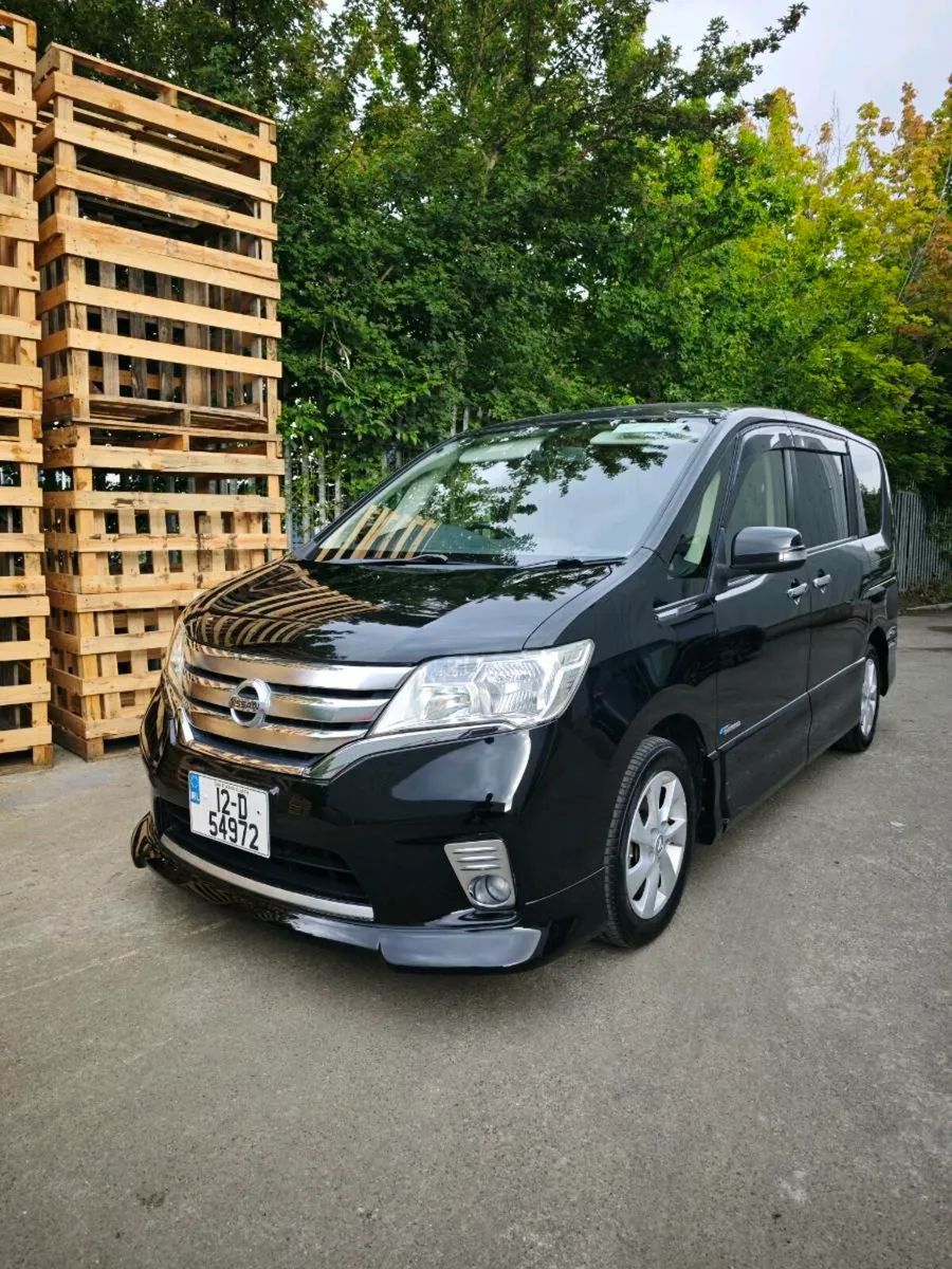 Nissan serena highway star - Image 2