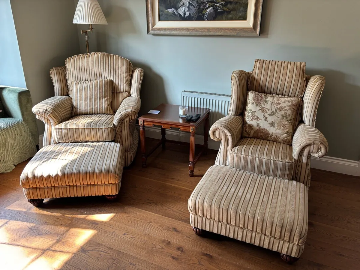 Finline suite of furniture - Image 4