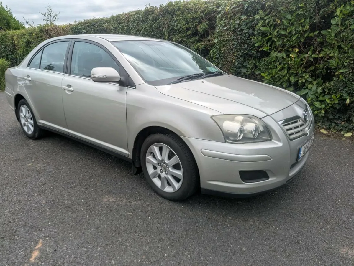 Toyota Avensis - Image 1