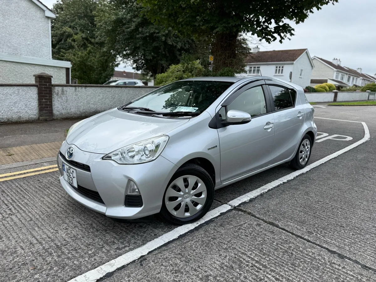 2014 Toyota Aqua automatic 1.5 petrol Hybrid - Image 4