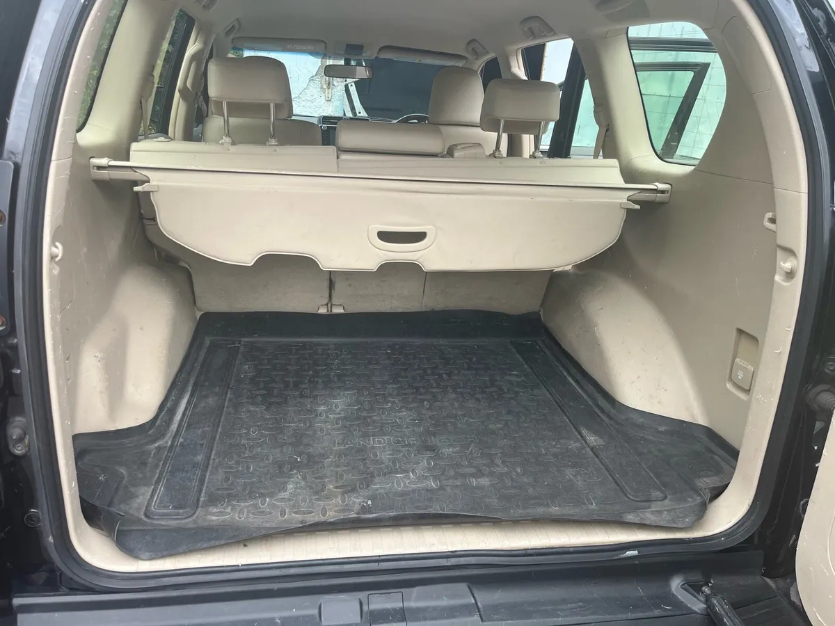 Land Cruiser - Image 3