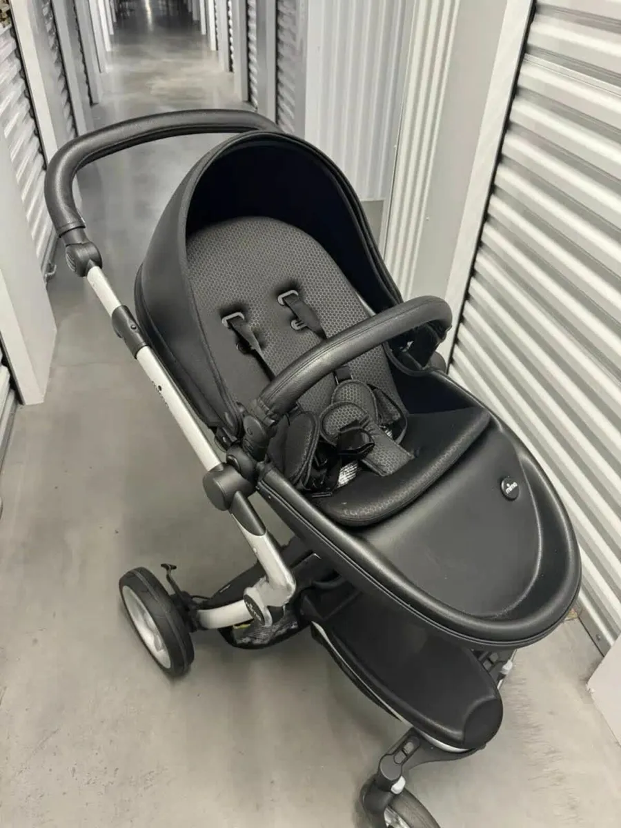Mima Champagne Chassis Stroller - Black - Image 2