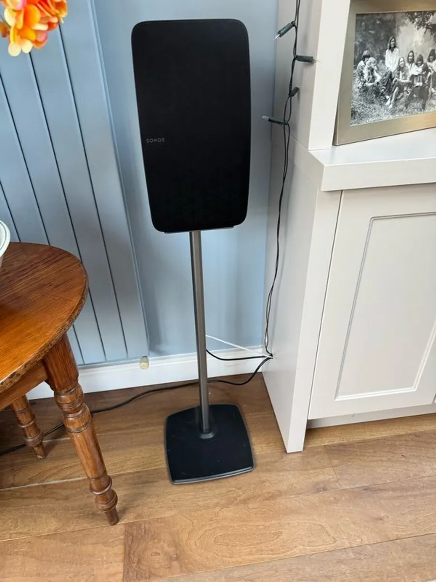 Pair of Sonos Five speakers & Sanus stands - Image 1