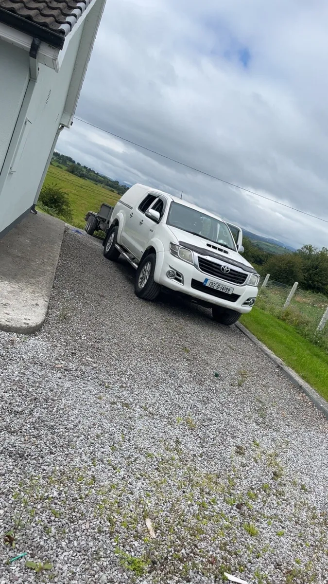 Hilux canopy - Image 4