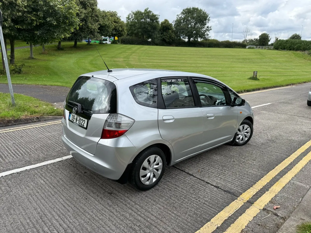 2009 Honda Fit 1.2 petrol new NCT 150 000KM - Image 4