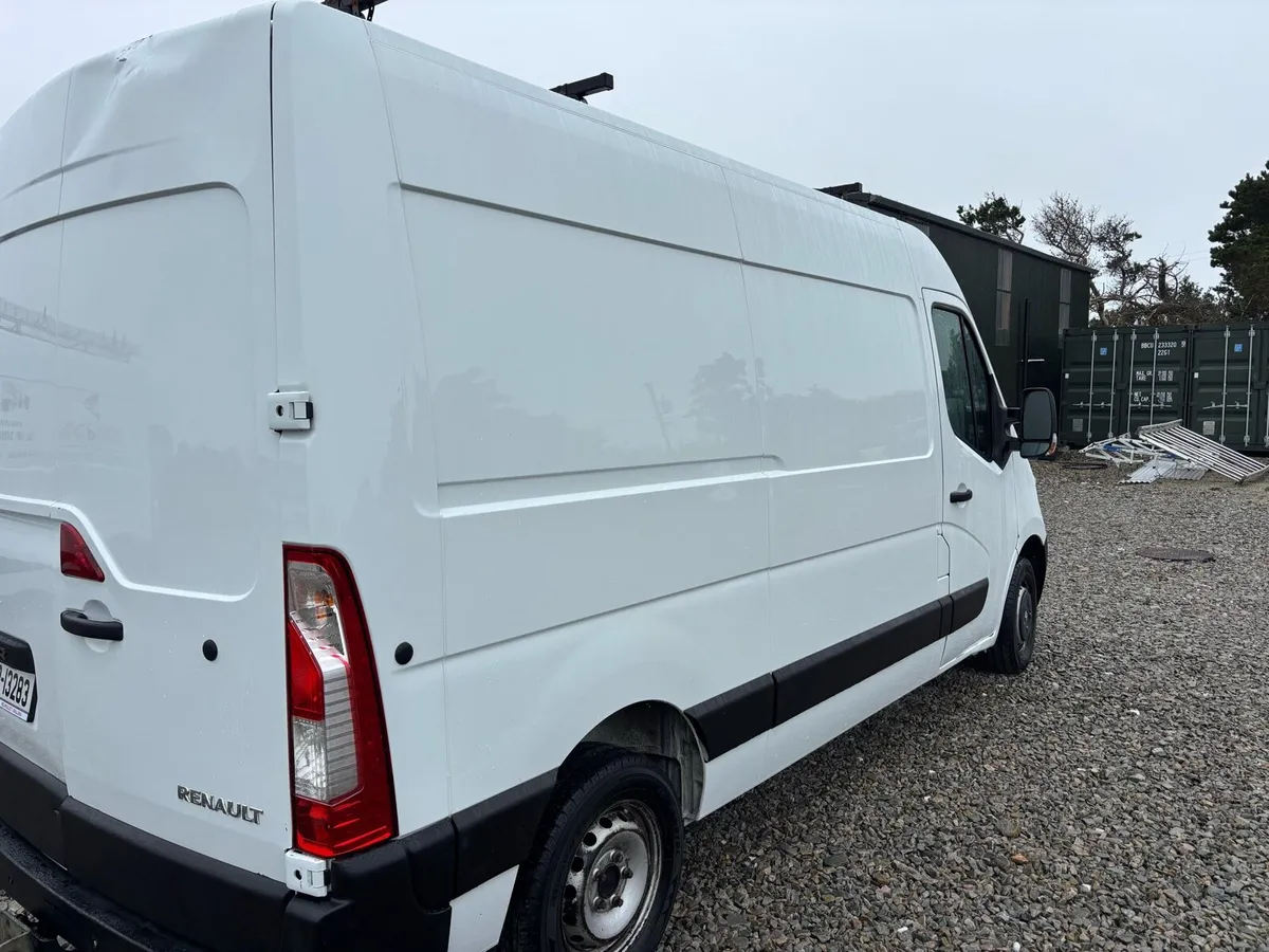 Renault Master Van 172 - Image 3